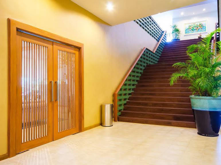 Rimkhobfa Urban Resort Bangkok Exterior foto