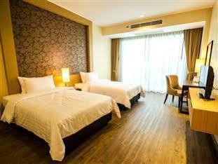 Rimkhobfa Urban Resort Bangkok Exterior foto